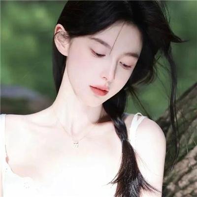 青青河畔草